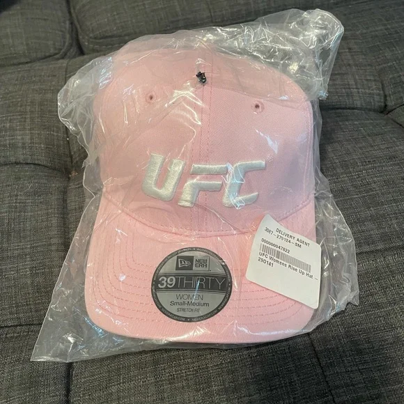 Womans UFC pink rise up new era 39thirty small-med hat. Stretch fit. NWT - Picture 2 of 7